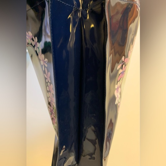 Rare Ladurée Paris Les Secrets Patent Navy Cat Large Tote Bag Hard to Find Print - Picture 10 of 15